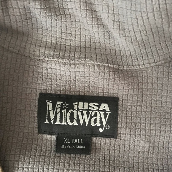 🍁MidwayUSA Jacket 🍁 - Picture 5 of 6